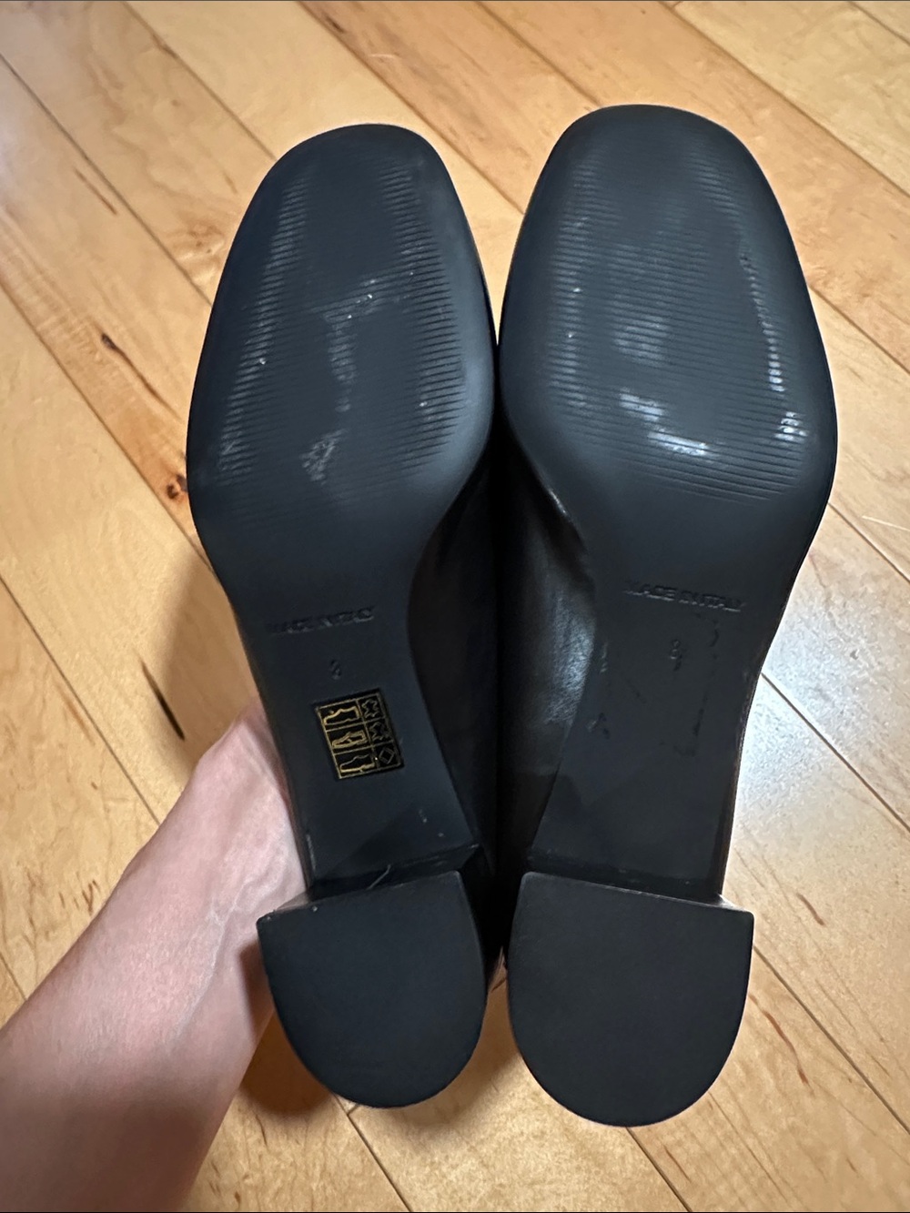 Everlane Black Italian Leather Day Heel - Picture 5 of 7